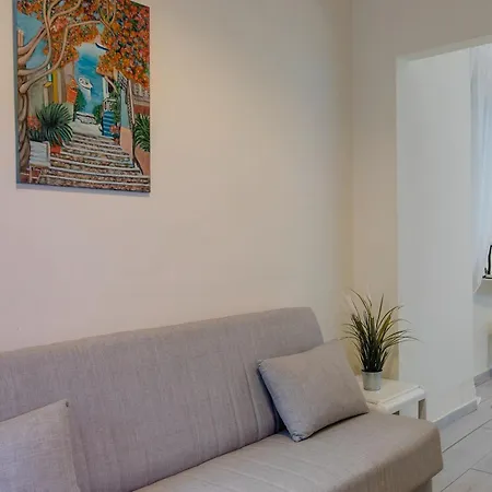 Apartment Bs House *